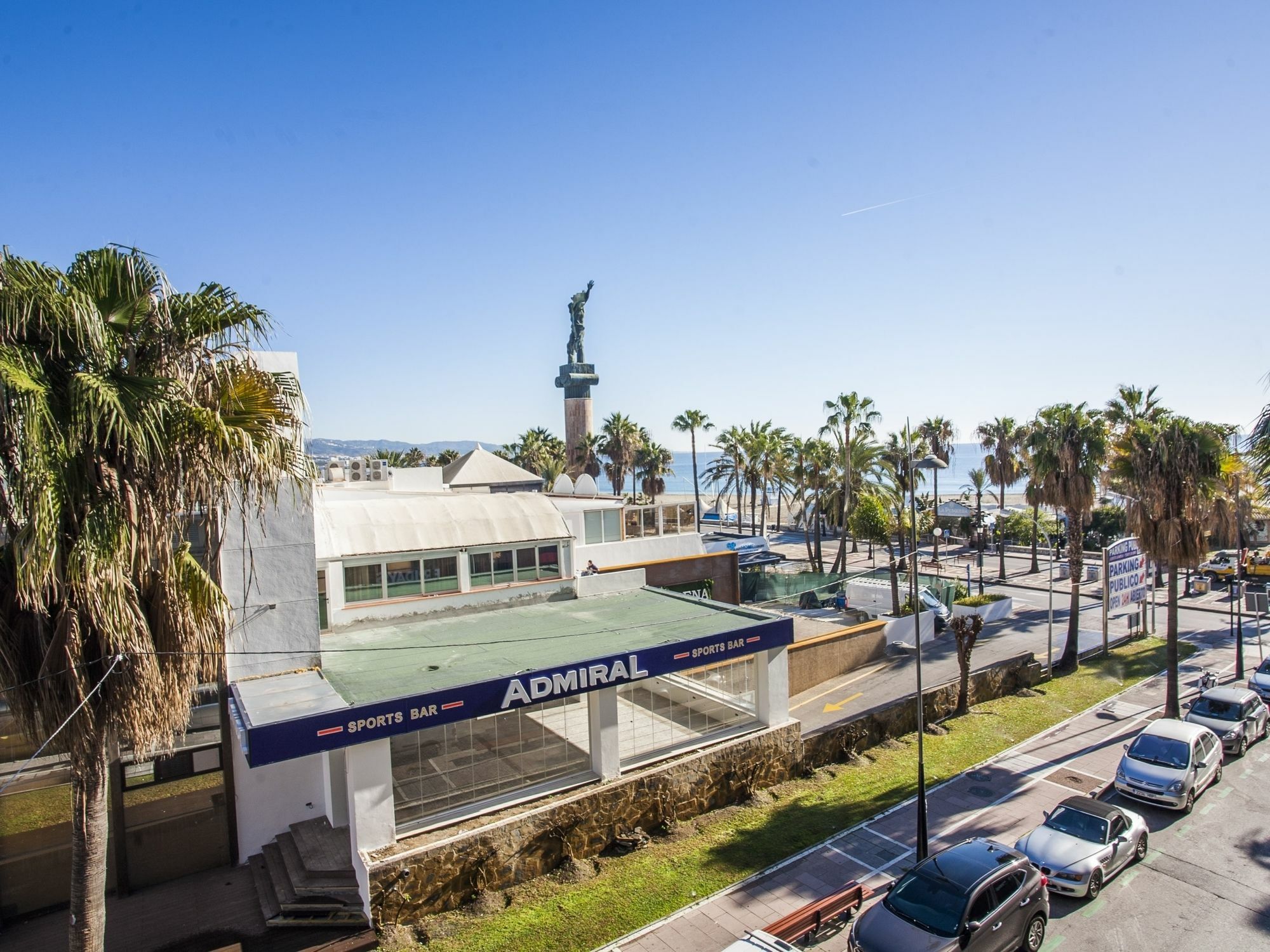 Marina De Banus Sea Views Marbella