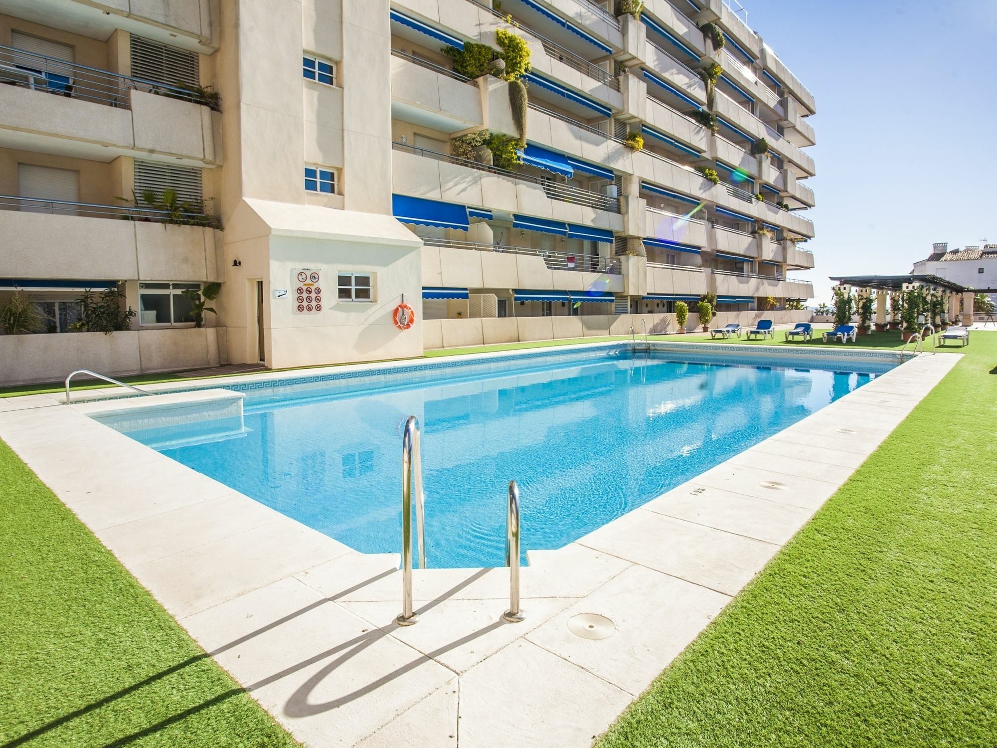 Marina De Banus Sea Views Marbella